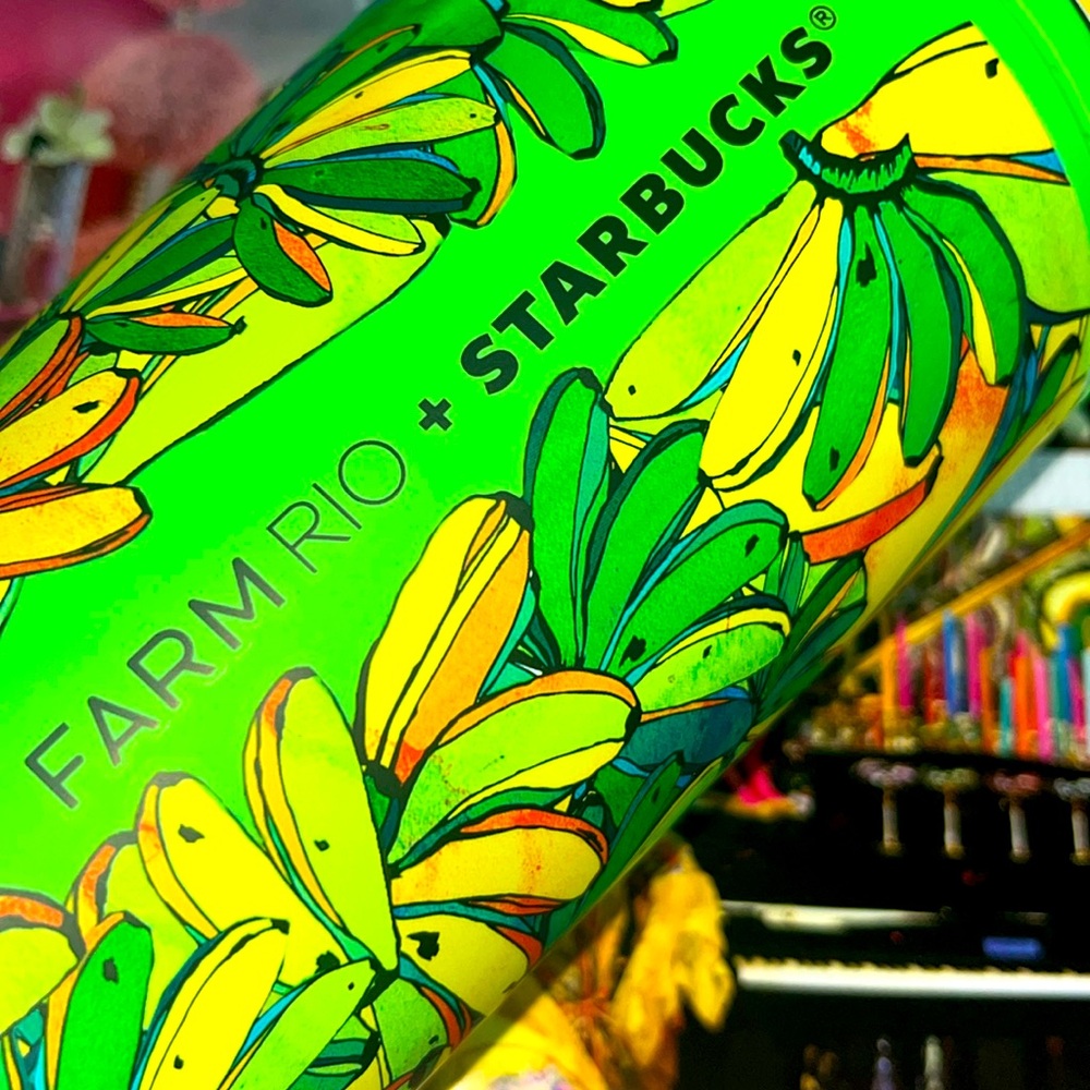 🍌🧜🏻‍♀️🍌• 🫦 Farm Rio x Starbucks 🧜🏻‍♀️• 🫦🍌🫦